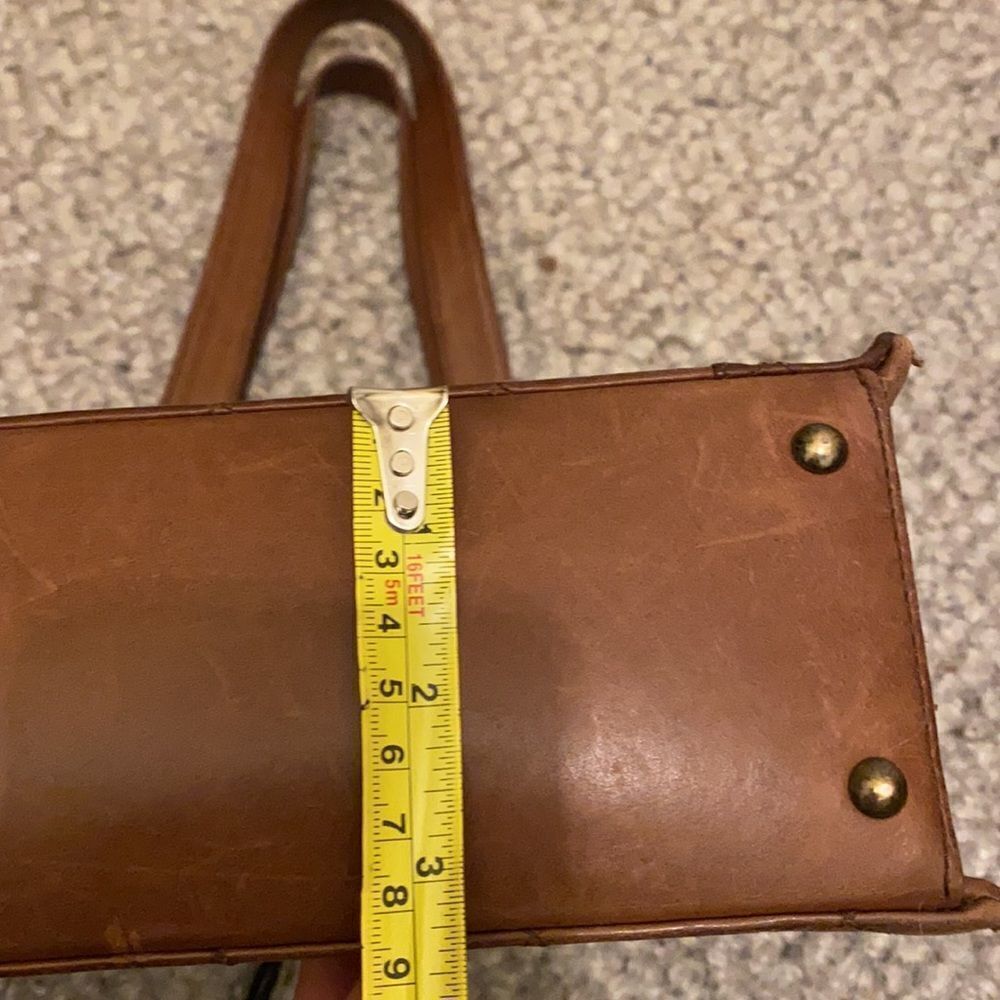 Chanel Vintage brown tote bag . - Picture 11 of 17